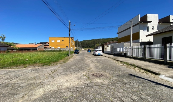 02 CASAS - ARGENTINA, CRICIÚMA