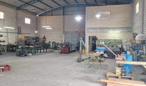 GALPÃO - PRESIDENTE VARGAS - IÇARA