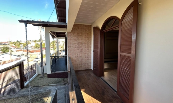 CASA COM EDÍCULA - MOBILIADA -  PRESIDENTE VARGAS - IÇARA - SC