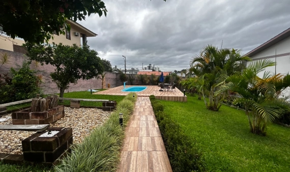 CASA - JARDIM ELIZABETE - IÇARA 