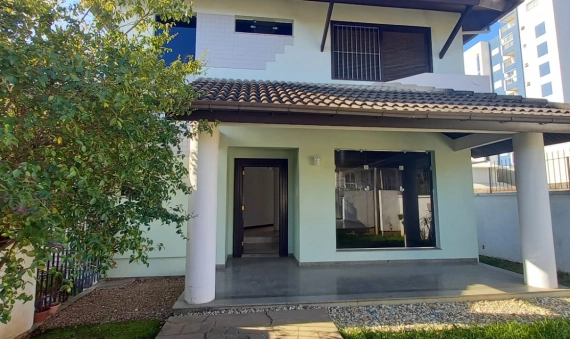 CASA ALTO PADRÃO - MICHEL - CRICIUMA