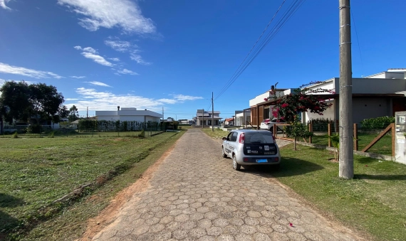 CASA ALTO PADRÃO, COND. VILLA SUÍÇA - LAGOA DOS ESTEVES, BALNEÁRIO RINCÃO