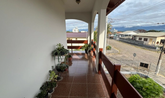 RESIDENCIAL E COMERCIAL SIDEROPOLIS