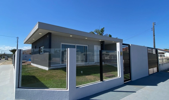 CASA ALTO PADRÃO - ZONA NOVA - BALNEARIO RINCÃO