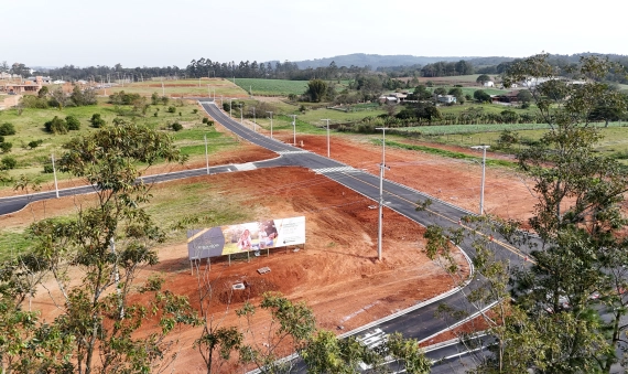 TERRENOS, LOT. VILLA DI SOIS - PRIMEIRA LINHA, CRICIÚMA