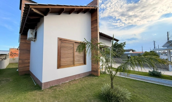 CASA - PEDREIRAS, BALNEÁRIO RINCÃO