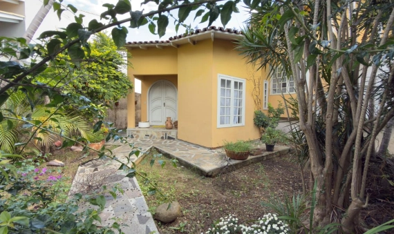 CASA - JARDIM ELIZABETE - IÇARA