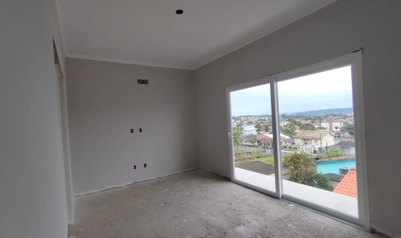 CASA, MINA DO MATO – CRICIÚMA