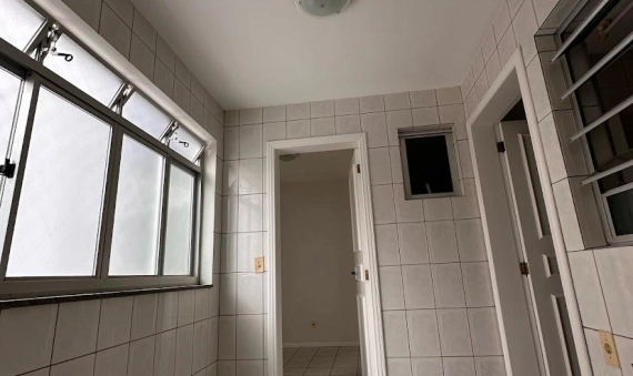 APARTAMENTO NO ED. RESIDENCIAL VICENZA, COMERCIÁRIO, CRICIÚMA