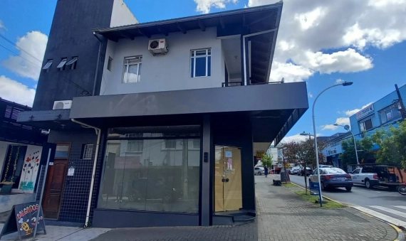 SALAS COMERCIAIS - CENTRO - IÇARA