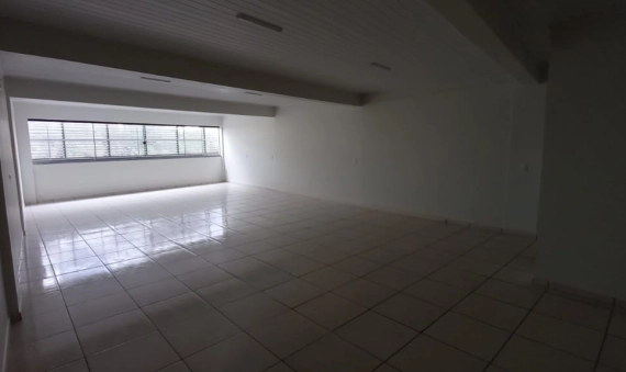 PRÉDIO COMERCIAL - PINHEIRINHO - CRICIÚMA