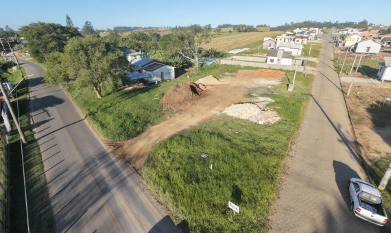 TERRENO - LOT. DONA ONORINA - BOA VISTA - IÇARA