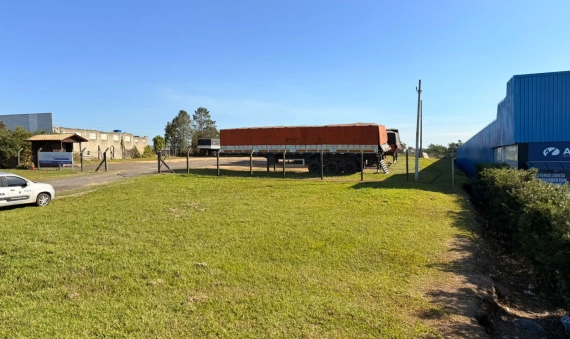 TERRENO - PRIMEIRO DE MAIO, IÇARA