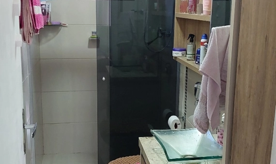 CASA COM EDÍCULA - DEMBOSKI, IÇARA