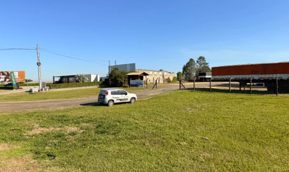 TERRENO - PRIMEIRO DE MAIO, IÇARA