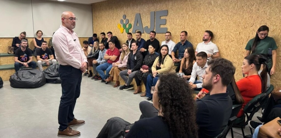 A força da AJE Criciúma na prática: empresário mostra como a entidade impulsionou sua empresa