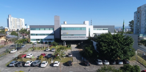 Acic celebra 77 anos reconhecida como importante propulsora do desenvolvimento regional