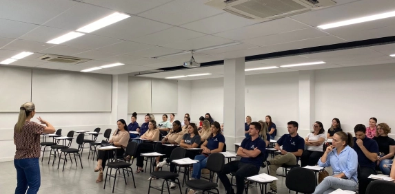 Acic lança formação inédita na região, voltada à área comercial