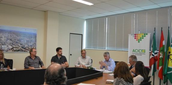 Acic realiza primeira reuni&atilde;o com a nova diretoria