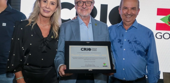 Acic recebe homenagem em inauguração do CRIO