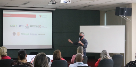 Campanhas solid&aacute;rias beneficiam 4,5 mil fam&iacute;lias