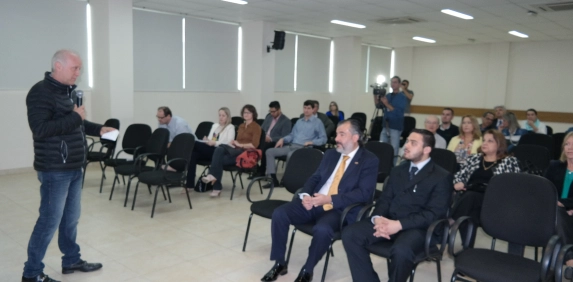 Carta de conjuntura mostra recess&atilde;o ainda forte