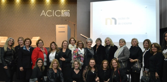 Comemora&ccedil;&otilde;es e homenagens marcam os 20 anos da C&acirc;mara da Mulher Empres&aacute;ria