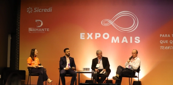 Di&aacute;logos da ExpoMais abordam Transi&ccedil;&atilde;o Energ&eacute;tica Justa, inova&ccedil;&atilde;o e tecnologia