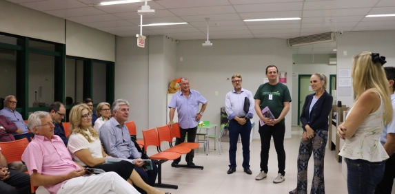 Diretores da Acic conhecem estrutura da Unesc