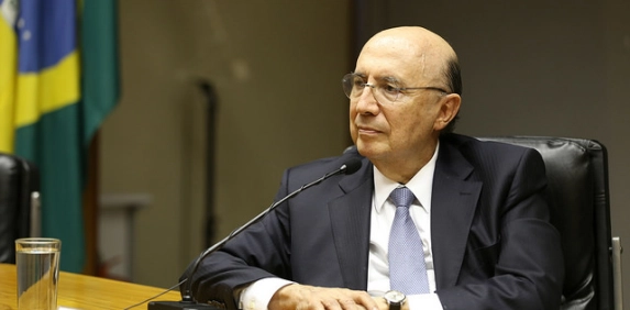 Diretoria da Acic toma posse com presen&ccedil;a do ministro Henrique Meirelles