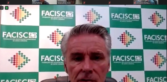 Diretoria da Acic recebe presidente da Facisc