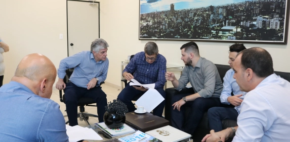 Empres&aacute;rios solicitam ao Estado conclus&atilde;o de obras na SC-442