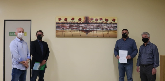 Farben e artista pl&aacute;stico se unem em prol do Juntos de Cora&ccedil;&atilde;o