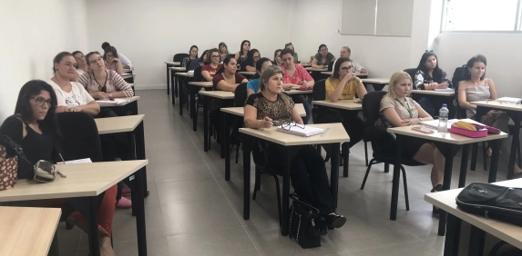 Professores de Matem&aacute;tica recebem forma&ccedil;&atilde;o continuada na Acic