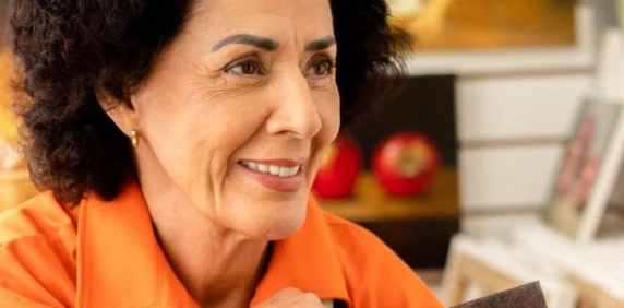 Galeria de arte da Acic recebe obras de Cleusa Soares