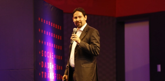 Interatividade e transforma&ccedil;&otilde;es tecnol&oacute;gicas pautam segunda tarde da Expomais