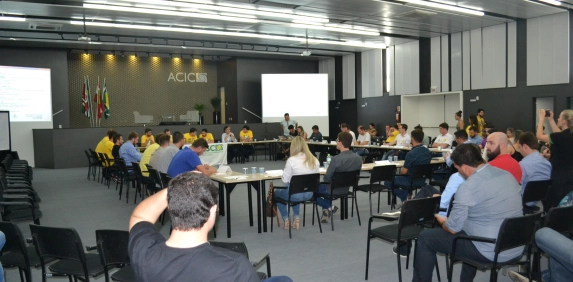 Jovens Empreendedores do Estado se re&uacute;nem na ACIC