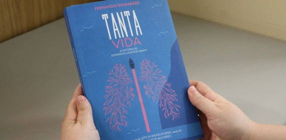 Lan&ccedil;amento do livro 'Tanta Vida - A Hist&oacute;ria de Domingos Valentim Simon' abre a programa&ccedil;&atilde;o do Cultura Acic