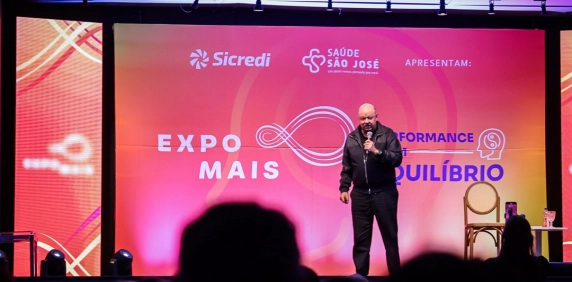 Liderança, criatividade e inteligência artificial no foco do primeiro dia da ExpoMais