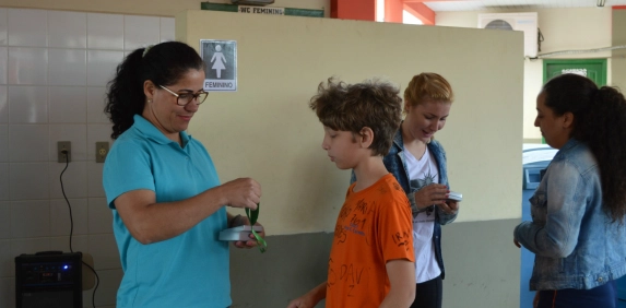 Alunos da Escola Jorge da Cunha Carneiro recebem medalhas do Pr&ecirc;mio ACIC de Matem&aacute;tica  