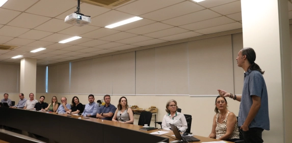 Parceria entre Acic e Cedup leva estudantes para imersão nas empresas