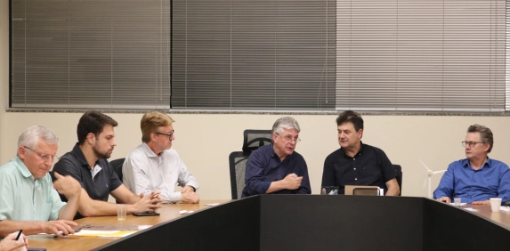 Porto de Imbituba e F&oacute;rum Parlamentar pautam reuni&atilde;o da diretoria da Acic