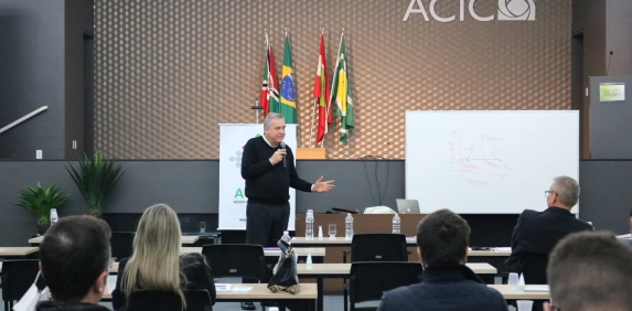 Prepara&ccedil;&atilde;o para a tomada de decis&atilde;o &eacute; abordada em evento na Acic