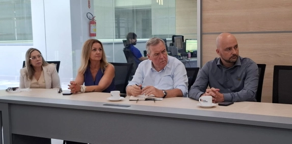 Presidente Franke  Hobold participa de reunião sobre o Aeroporto de Jaguaruna