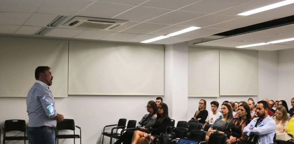 Programa de Neurolingu&iacute;stica auxilia no crescimento pessoal e profissional 