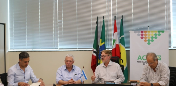 Representantes de empresa israelense conhecem a Acic