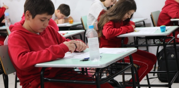 Segunda fase do Prêmio Acic de Matemática mobiliza quase 1,2 mil alunos