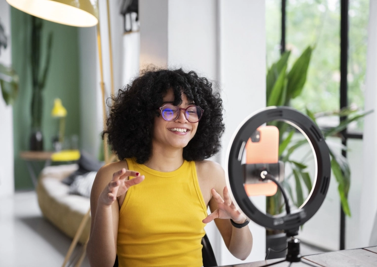 Da exposi&ccedil;&atilde;o &agrave; confian&ccedil;a: por que visibilidade nas redes n&atilde;o substitui reputa&ccedil;&atilde;o?