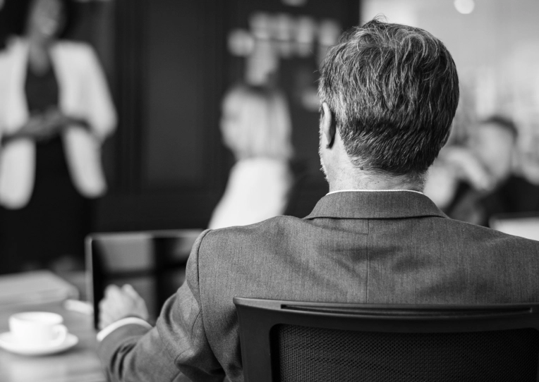 &ldquo;N&atilde;o errar&rdquo; n&atilde;o basta, &eacute; preciso se posicionar: o risco das crises silenciosas de reputa&ccedil;&atilde;o