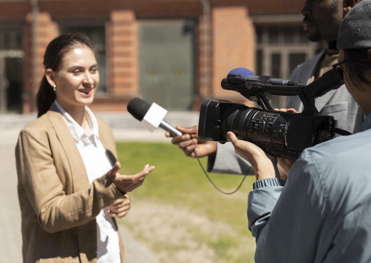 Como melhorar a relação da sua indústria com a imprensa e por que a mídia espontânea importa?